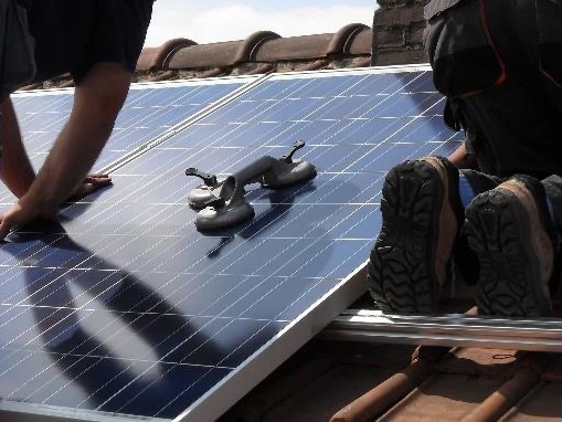 Sistemas fotovoltaicos — aplicación 1