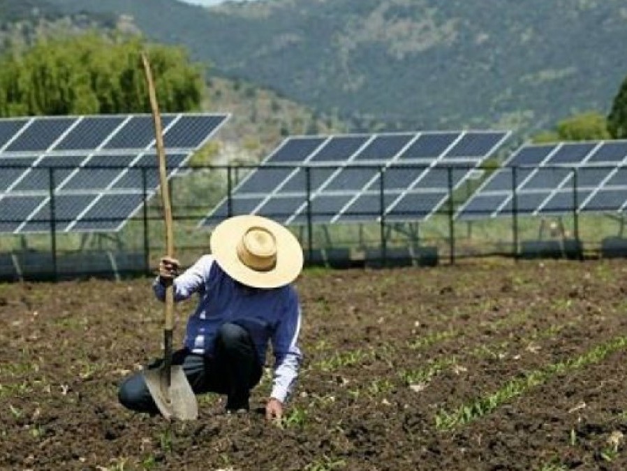 Sistemas fotovoltaicos — aplicación 2